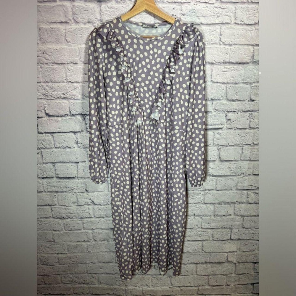 Zara Women's Purple and White Dress